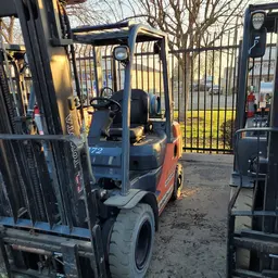 2017 Toyota 8FGU25 Warehouse Forklift