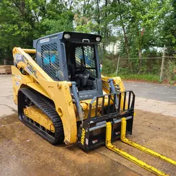 2018 Gehl VT320 Track Loader