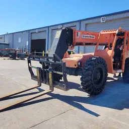 2016 SKYTRAK 8042 Forklift