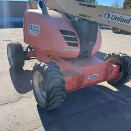 2014 JLG 600AJ Articulating Boom Lift