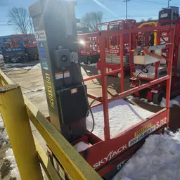 2018 Skyjack SJ12 Self-Propelled One-Person Lift