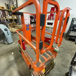 2018 JLG 1230ES Self-Propelled One-Person Lift