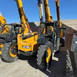 2017 JCB 507-42 Forklift