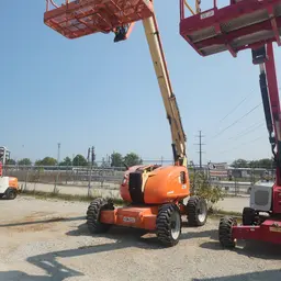 2011 JLG 600AJ Articulating Boom Lift