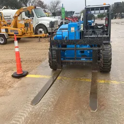 2017 Genie GTH-5519 Forklift