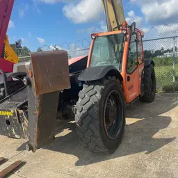 2017 JLG 1055 Forklift