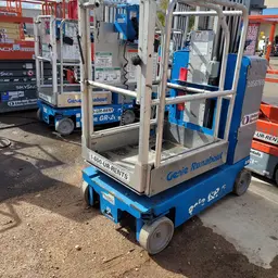 2017 Genie GR-20 Self-Propelled One-Person Lift