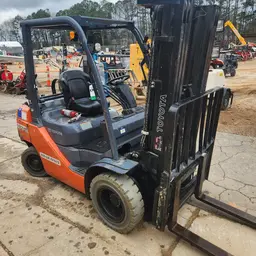 2018 Toyota 8FGU25 Warehouse Forklift
