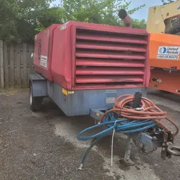 2016 Chicago Pneumatic CPS 850 Air Compressor