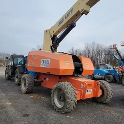 2013 JLG 800S Boom Lift
