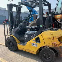 2017 Komatsu FG25T-16 Warehouse Forklift