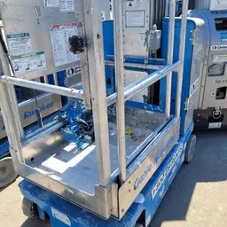 2016 Genie GR-20 Self-Propelled One-Person Lift