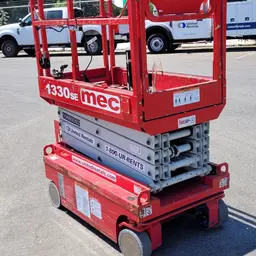 2017 MEC 1330SE Scissor Lift