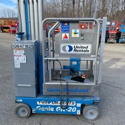2017 Genie GR-20 Self-Propelled One-Person Lift