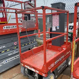 2016 Skyjack SJ16 Self-Propelled One-Person Lift