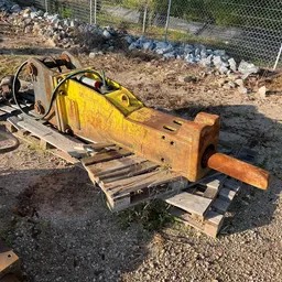 2015 Atlas Copco MB1500 Attachment