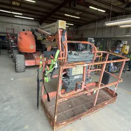 2013 JLG 450AJ Articulating Boom Lift