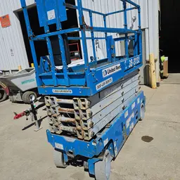 2016 Genie GS-3232 Scissor Lift
