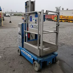 2015 Genie GR-20 Self-Propelled One-Person Lift
