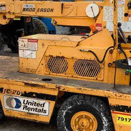 2009 Broderson IC-20-1H