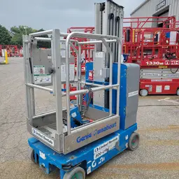 2017 Genie GR-20 Self-Propelled One-Person Lift