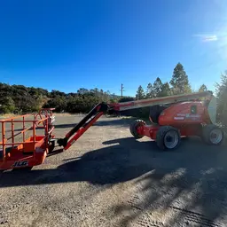 2013 JLG 600AJ Articulating Boom Lift