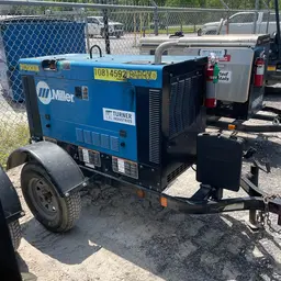 2018 Miller Welders Big Blue 300R Welder