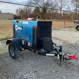 2022 Miller Welders Big Blue 300R Welder