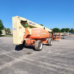 2015 JLG 800AJ Articulating Boom Lift