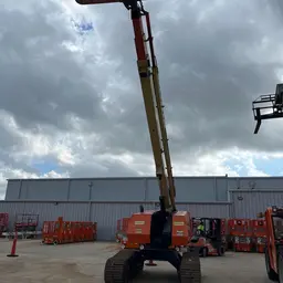 2017 JLG 600SC Boom Lift