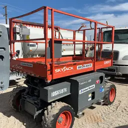 2017 Skyjack SJ6826RT Rough Terrain Scissor Lift