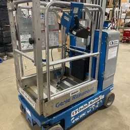 2017 Genie GR-20 Self-Propelled One-Person Lift