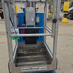 2016 Genie GR-20 Self-Propelled One-Person Lift
