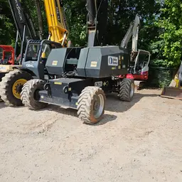 2015 JLG 800S Boom Lift