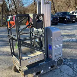2017 JLG 20MVL Self-Propelled One-Person Lift