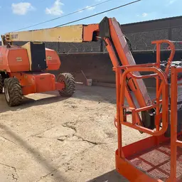 2014 JLG 800AJ Articulating Boom Lift