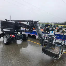 2013 Genie Z-45/25J IC Articulating Boom Lift