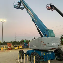 2014 Genie S-125 Boom Lift