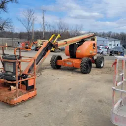 2013 JLG 600AJ Articulating Boom Lift