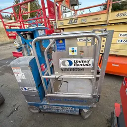 2016 Genie GR-12 Self-Propelled One-Person Lift