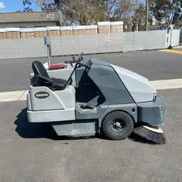 2017 Clarke SW8000 Sweeper
