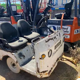 2017 Taylor Dunn B5-440-48 Utility Vehicle
