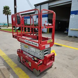 2018 MEC 1330SE Scissor Lift