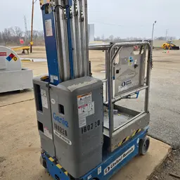 2016 Genie GR-20 Self-Propelled One-Person Lift