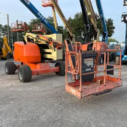 2015 JLG 450AJ Articulating Boom Lift
