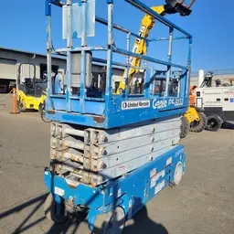 2016 Genie GS-3232 Scissor Lift