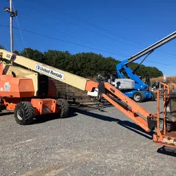 2013 JLG 800AJ Articulating Boom Lift