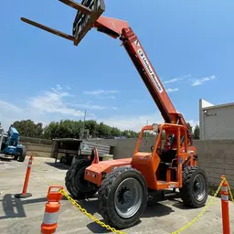 2015 SKYTRAK 6042 Forklift