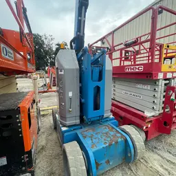 2013 Genie Z-30/20N RJ Articulating Boom Lift