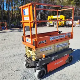 2017 JLG 1932R Scissor Lift